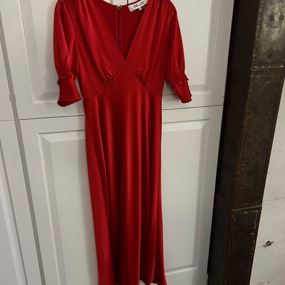 Red Silk Dress - Picture 6 of 9